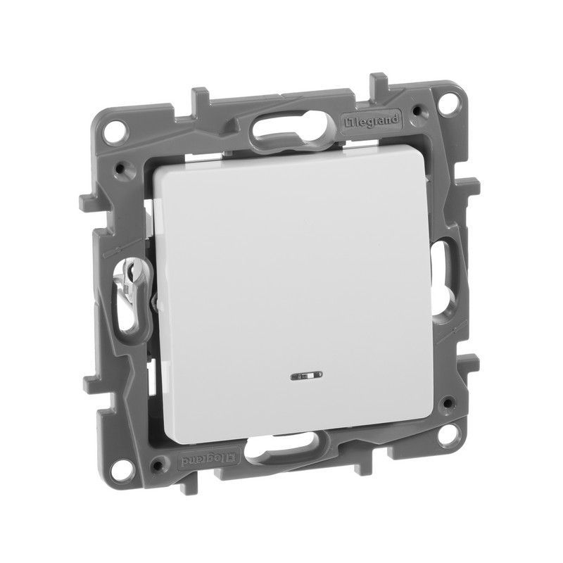 Legrand Etika Белый Выключатель Legrand Etika белый 1-клавишный с подсветкой, 10А, винт. клем. 672203