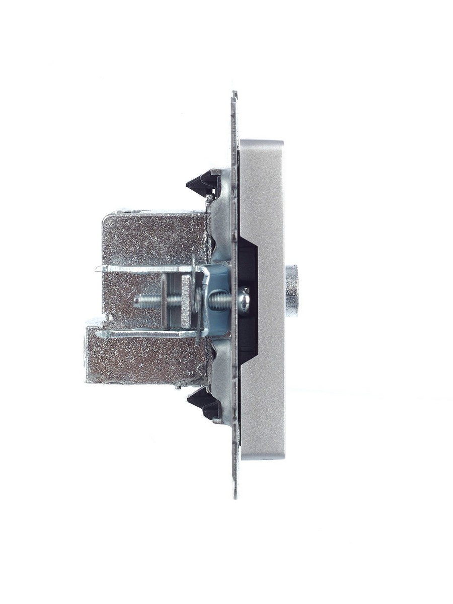 IEK Brite Алюминий Розетка IEK BRITE TV проходная РТВ10-0-БрА алюминий BR-A10-P-K47