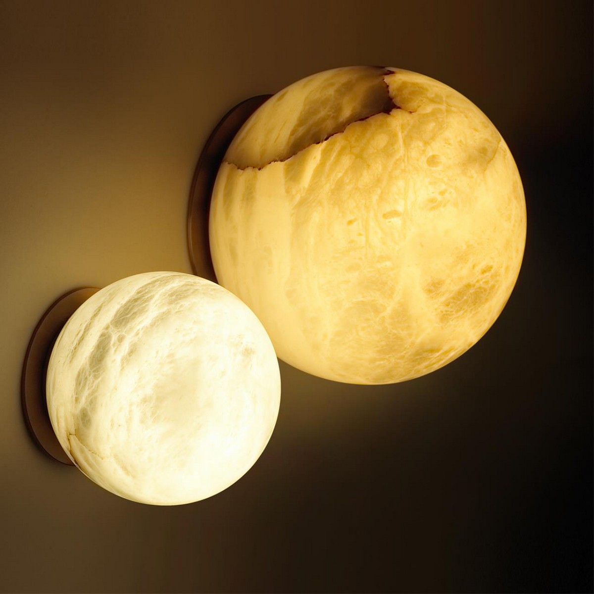 Накладные светодиодные светильники Настенно-потолочный светильник ODEON LIGHT 6684/5CLA MARBELLA 