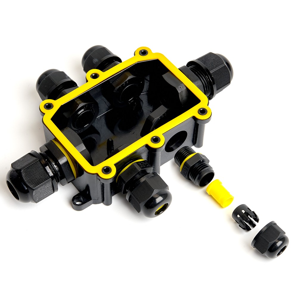 Коробка распределительная Feron LD526 водонепроницаемая на 6 выходов, 450V, 140х100х36, черный 49124