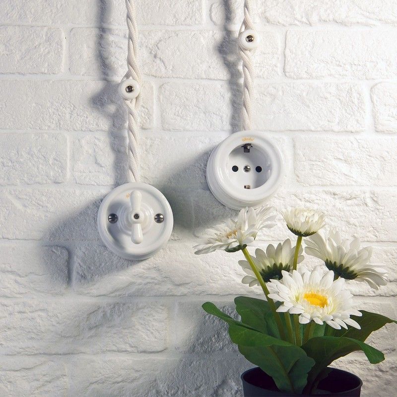 Витой ретро провод (кабель) Ретро кабель Werkel витой 3х2,5 (белый) 50 м W6453601 