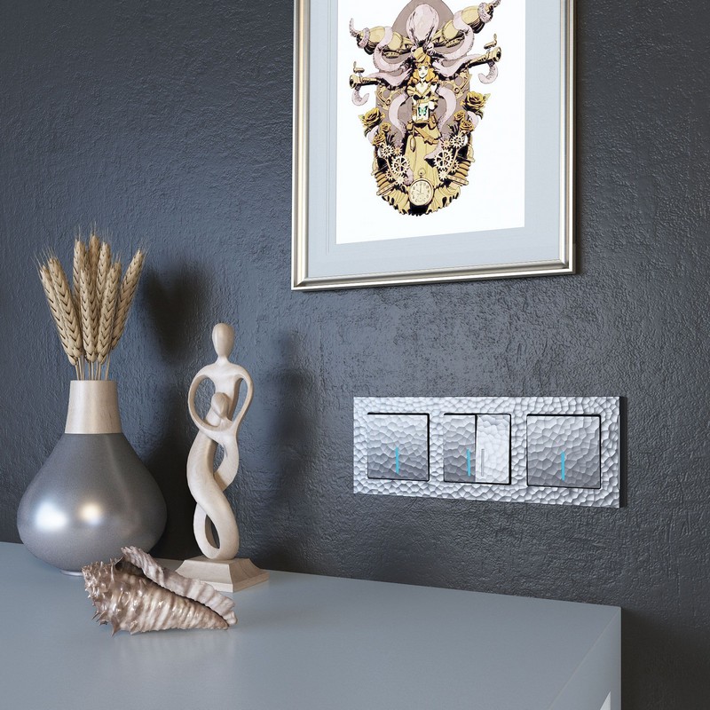 Рамки Werkel Hammer Рамка Werkel на 3 поста Hammer (серебряный) W0032406