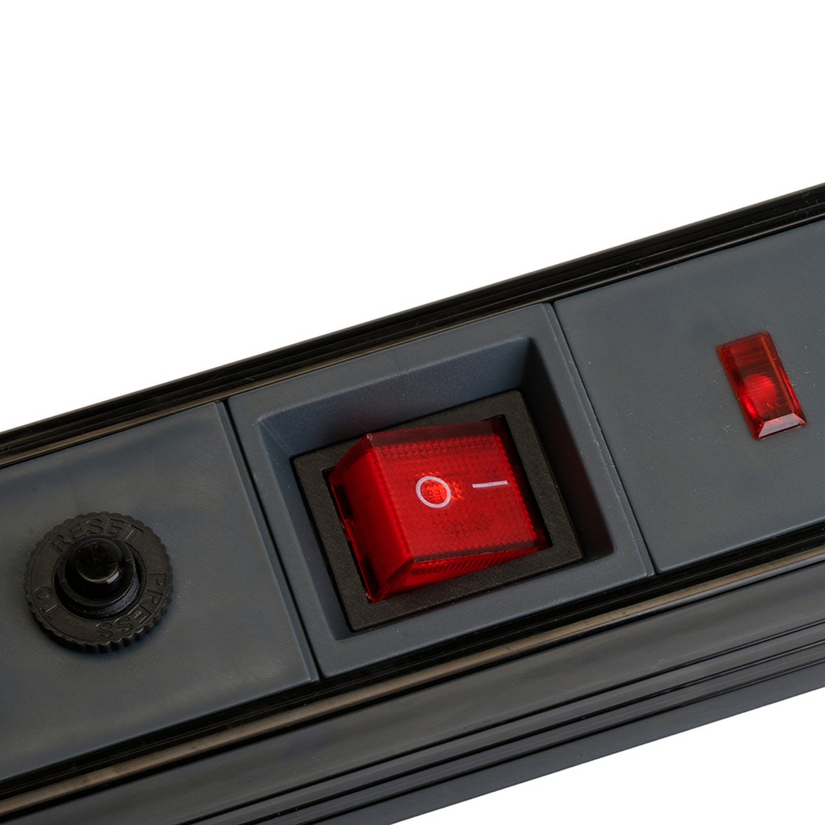 Колодки и удлинители, тройники Сетевой фильтр 3-местный с/з STEKKER HM22-31-02 1,8 м Techno черный 50153 