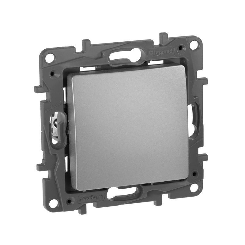 Legrand Etika Алюминий Выключатель Legrand Etika алюминий 1-клавишный, авт.клеммы, 10AX, 250 В 672401