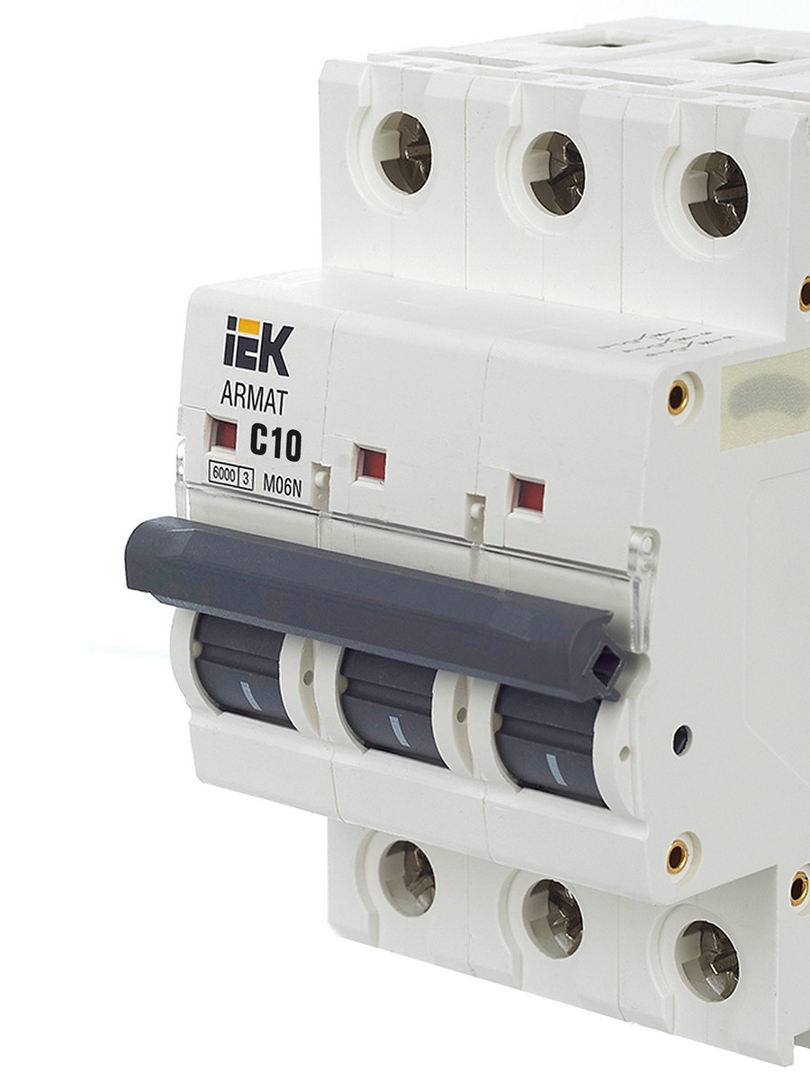 3 полюсные (трехполюсные) Автоматический выключатель IEK ARMAT M06N 3P C 10А AR-M06N-3-C010 