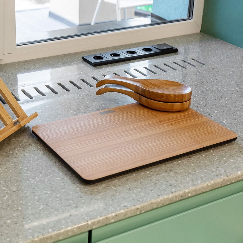 Рамки Werkel Stark Рамка Werkel Stark на 5 постов (черный) W0051808