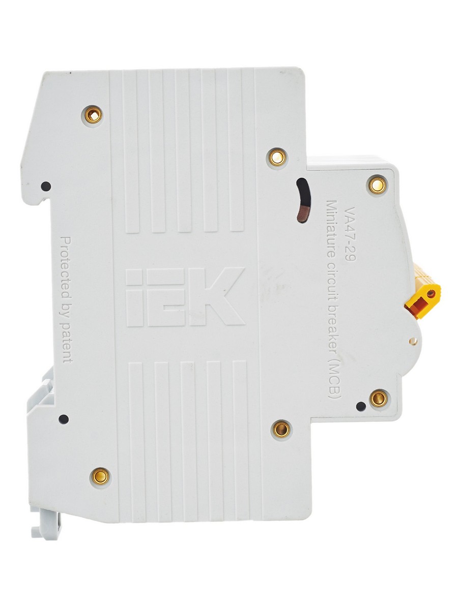 3 полюсные (трехполюсные) Автоматический выключатель IEK KARAT ВА47-29 3Р 16А 4,5кА х-ка D MVA20-3-016-D 