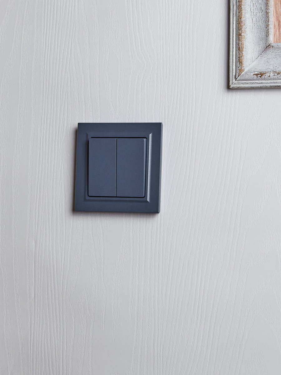 IEK Brite Маренго Выключатель IEK BRITE Маренго 2-кл. 10А в сборе ВСР10-2-0-БрМ BR-V20-0-10-K35-F