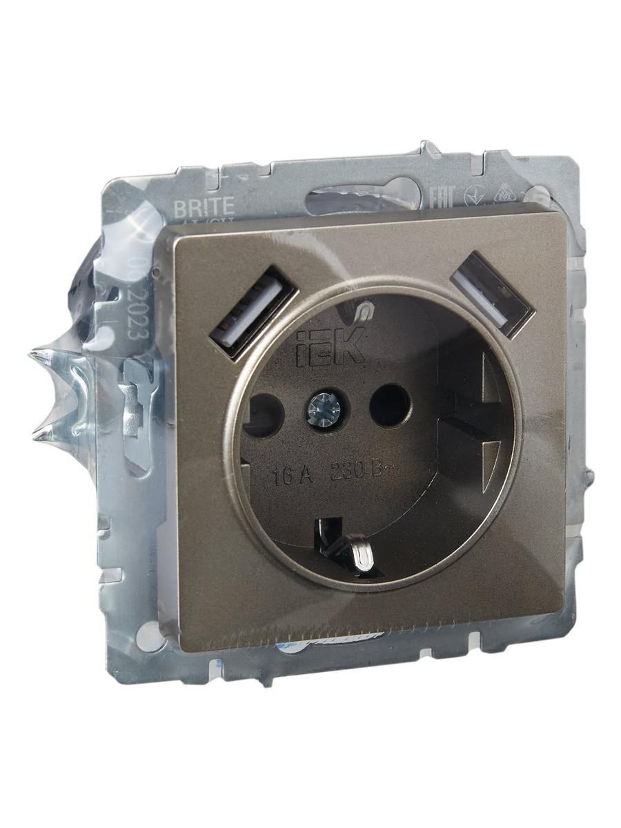 IEK Brite Шампань Розетка IEK BRITE с с/з и шторками 16А с USB A+A 3,1А РЮш10-2-БрШ шампань BR-R14-16-U21-D31-K37