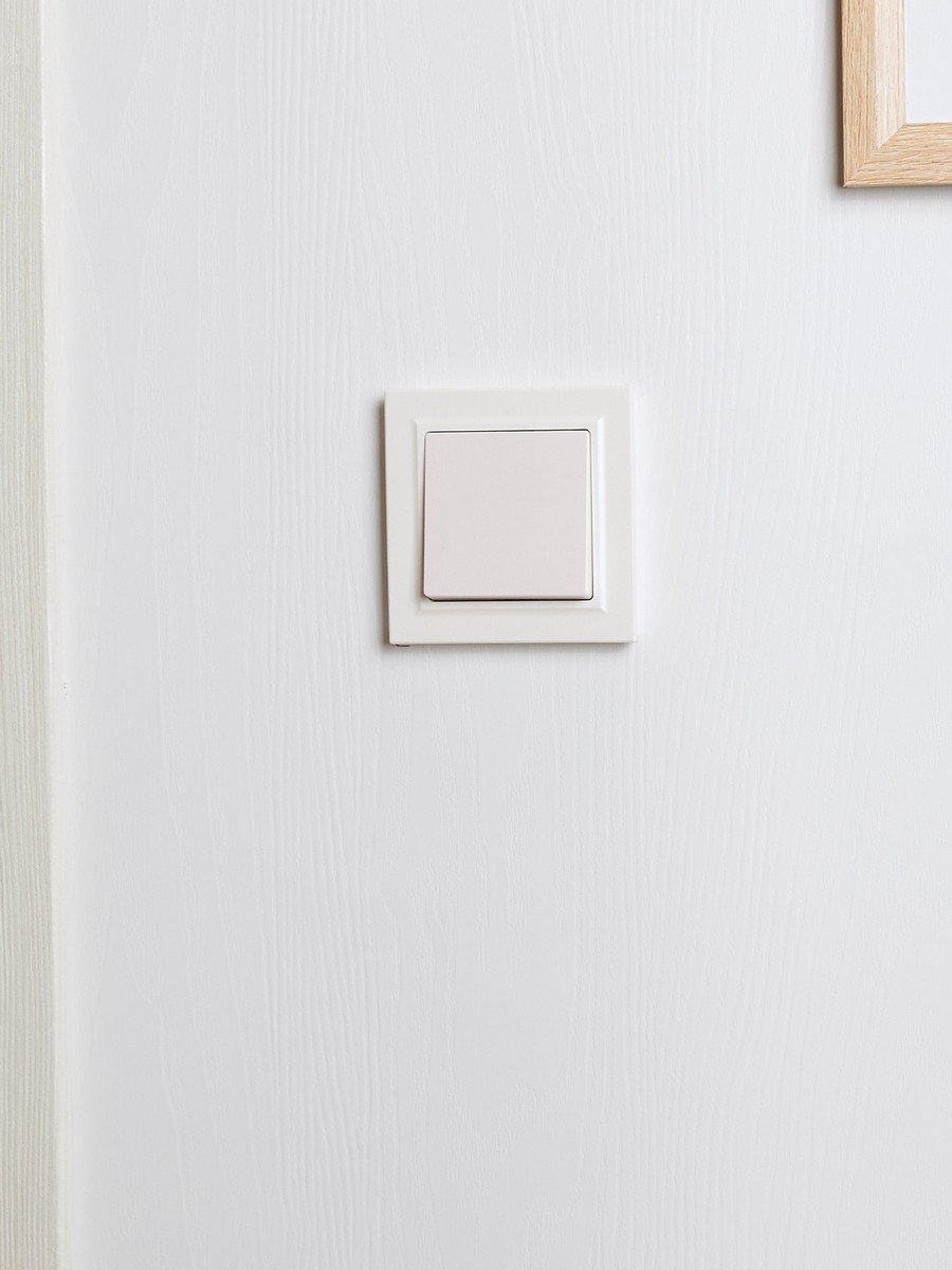 IEK Brite Рамки Рамка IEK BRITE 1-местная РУ-1-БрЖ жемчуг BR-M12-K36