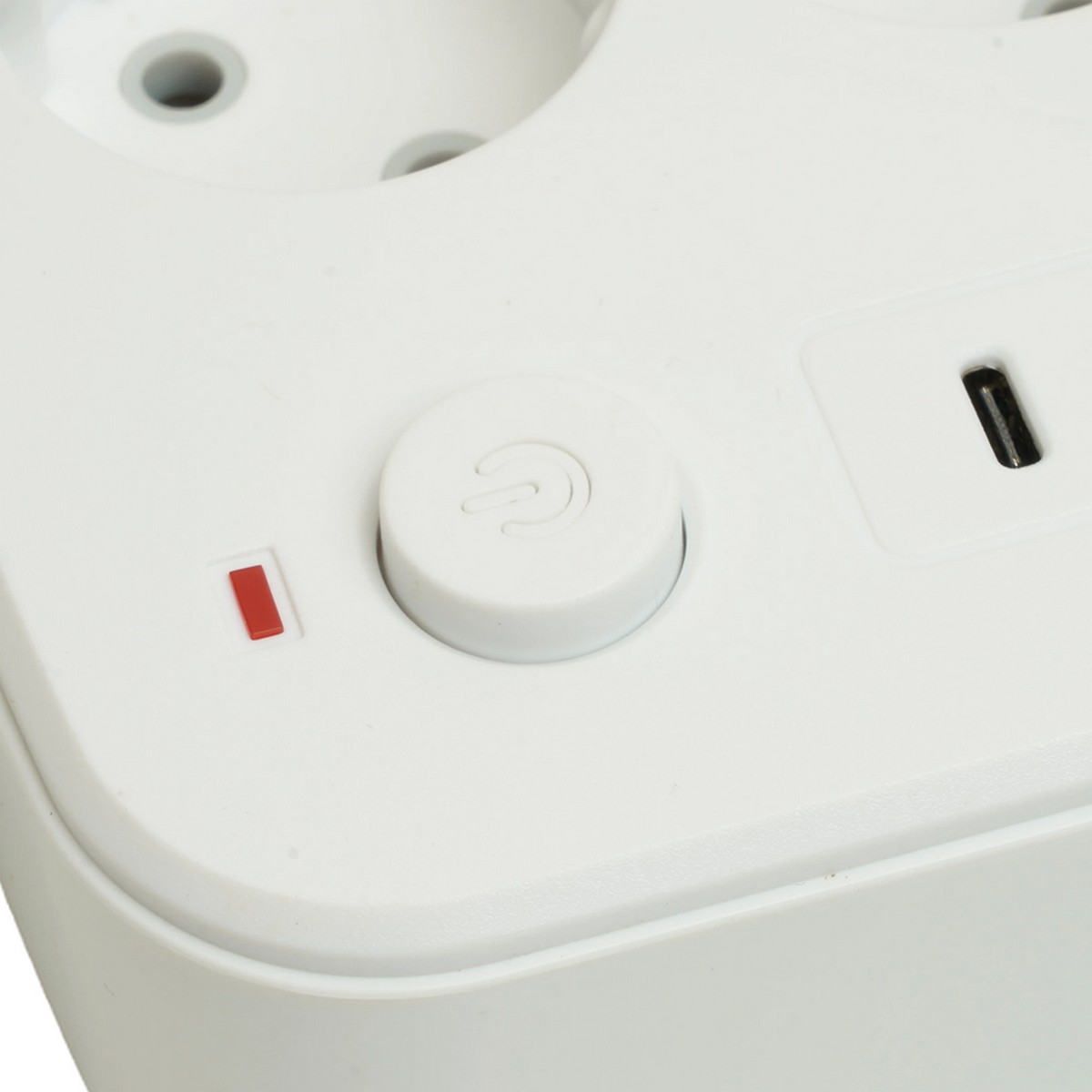 Колодки и удлинители, тройники Удлинитель STEKKER HM09-36-02 3-местный c/з 3x1 мм2 3 м 4USB+2Type-C 2,4А Home белый 49979 