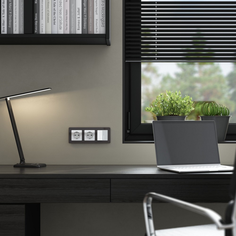 Werkel белый акрил Розетка Werkel с заземлением (белый акрил) W11710410