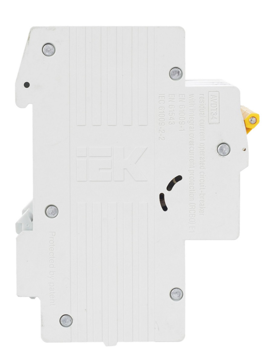 IEK Дифференциальный автоматический выключатель IEK KARAT АВДТ34 4P 25A 30мА MAD22-6-025-C-30 