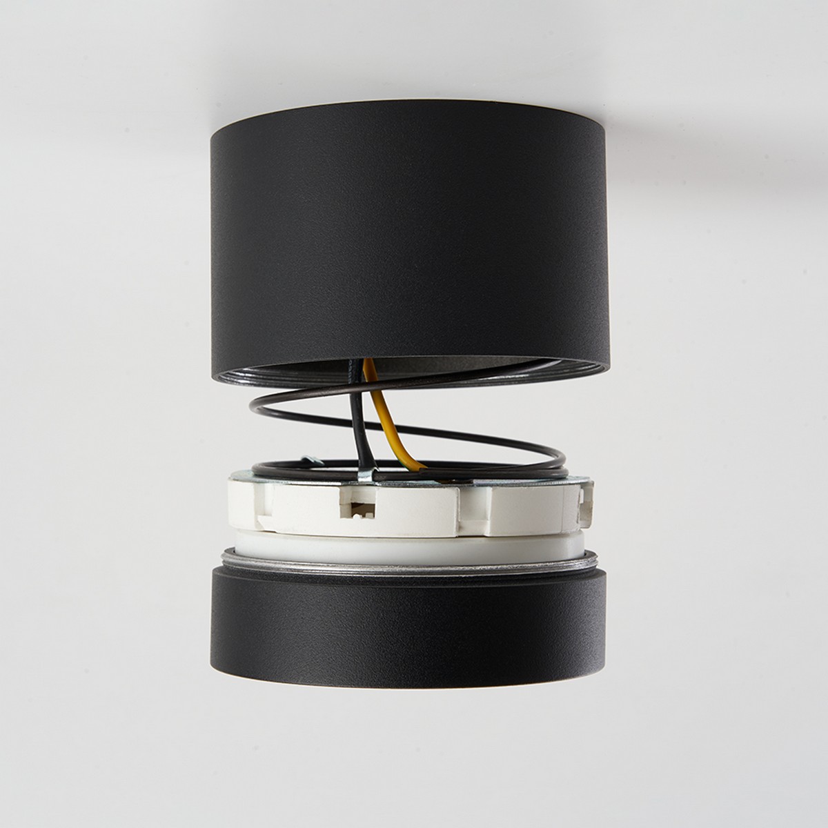 Светильники споты светодиодные Светильник спот потолочный Feron HL353 12W GX53 черный 41283 