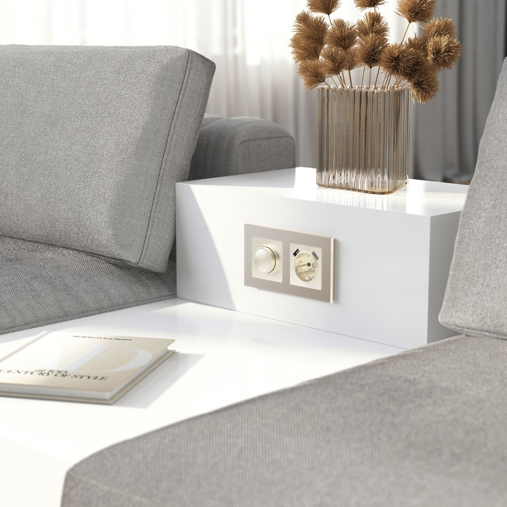 Рамки Werkel Senso Рамка Werkel на 2 поста Senso (шампань, стекло soft-touch) W00231110