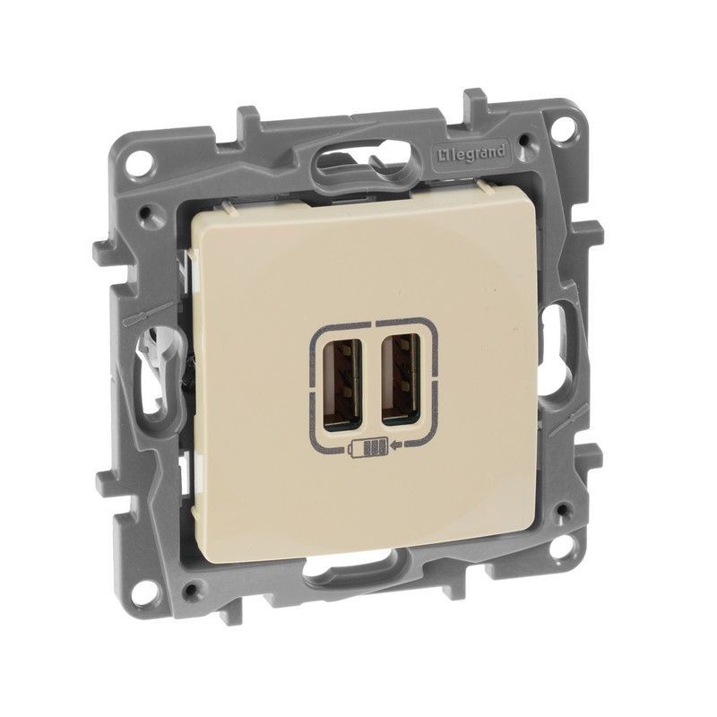 Legrand Etika Слоновая кость Розетка USB Legrand Etika слоновая кость 2-ая 240В/5В 2400мА 672394