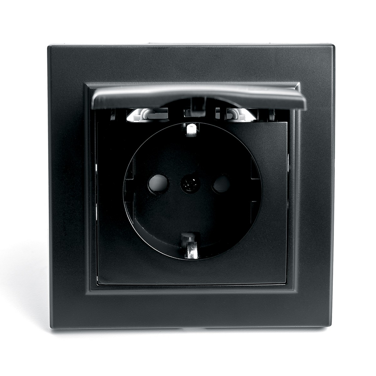Розетка 1-местная c/з с крышкой STEKKER PST16-9012-03 16А с защ. шторкой Эрна черный с рамкой 39481